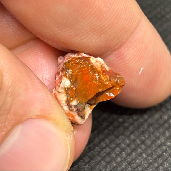 Mexican Fire Wish Bone Opal Specimen With A Fire Red Exterior & Blue Interior - Picture 5 of 13